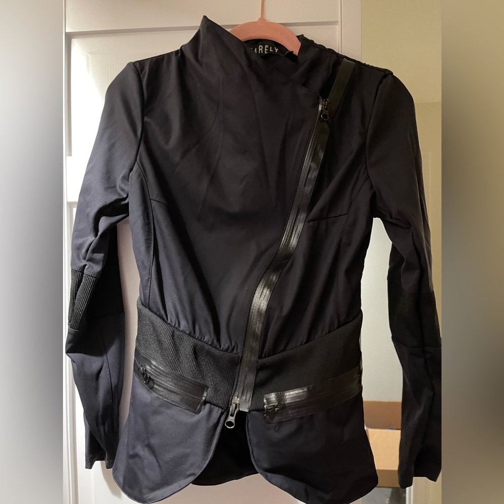 Zarely Black Jacket